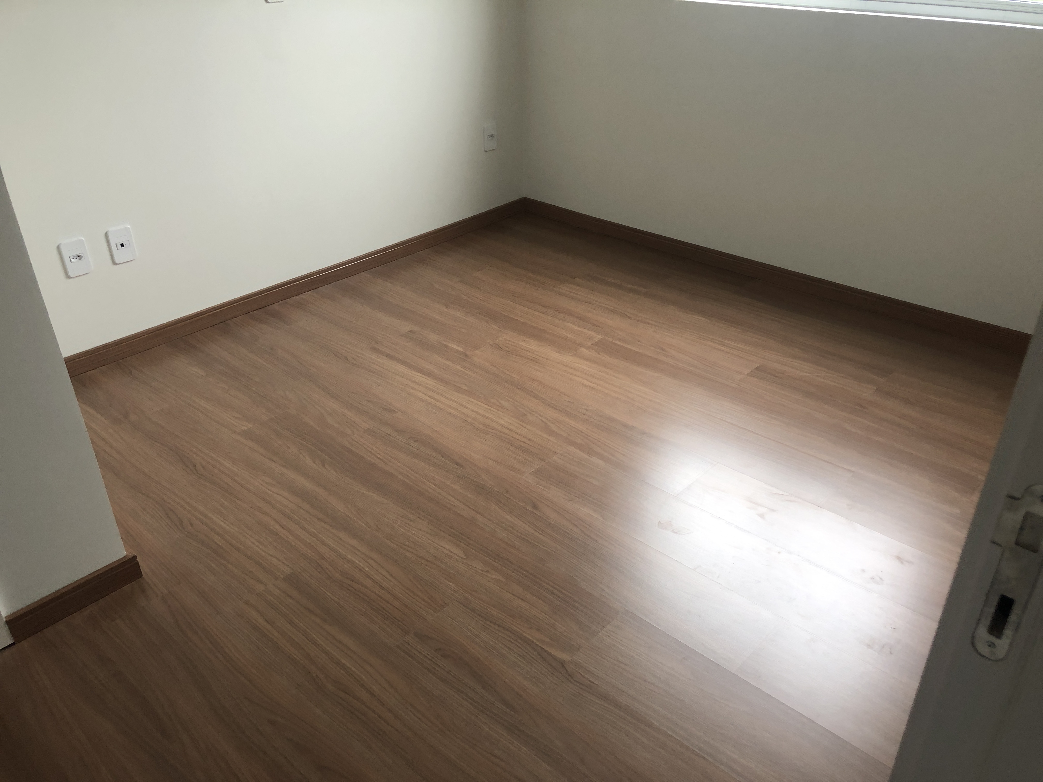 Piso laminado Italian Noce