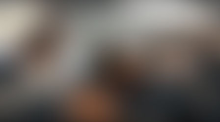 #VideoViral Falló el motor del avión, todos estaban rezando, pero él decidió darle al whisky