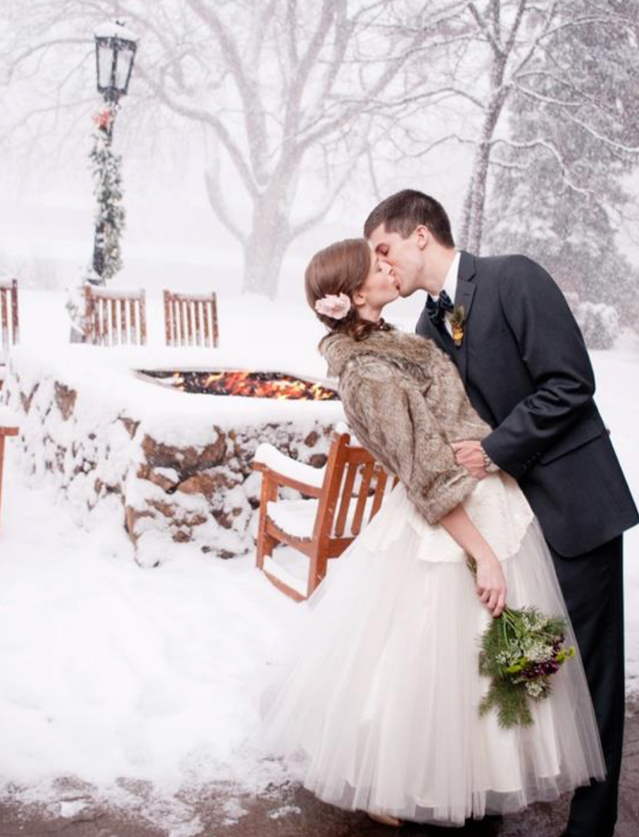 Winterhochzeit-Paar