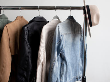 איך ליצור מלתחת קפסולה ב-5 שלבים