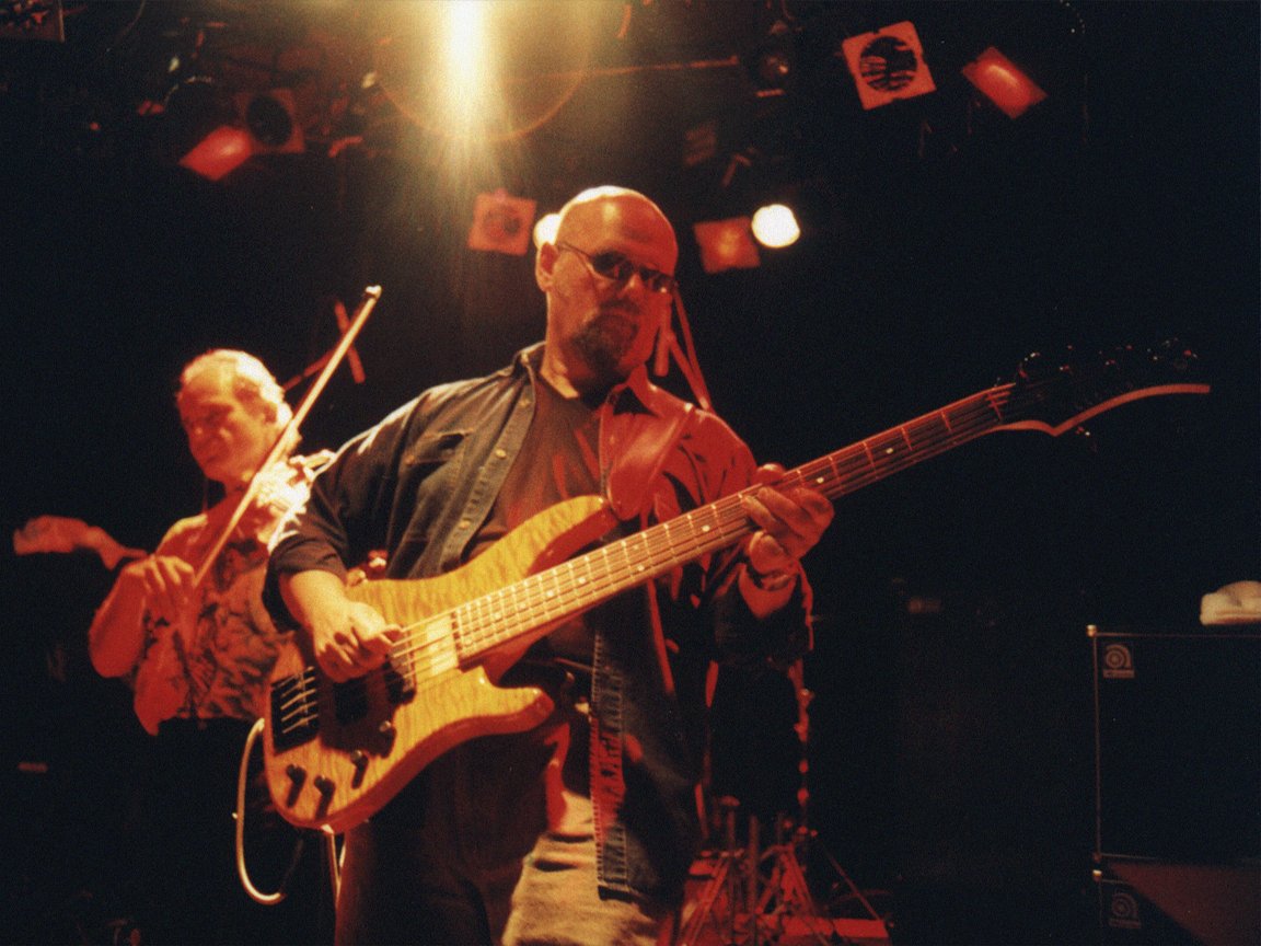 Bass guitarists of note. content media