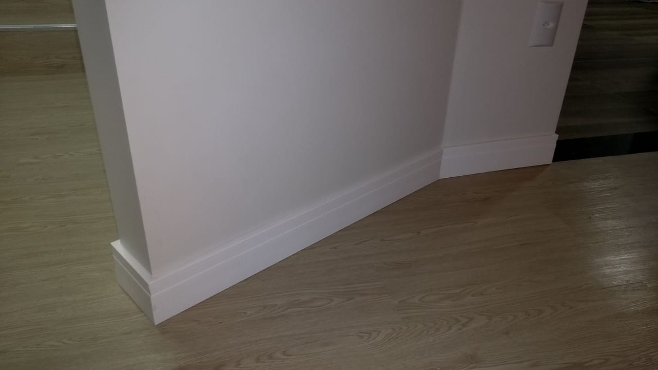 Rodapé de poliestireno — foto 4