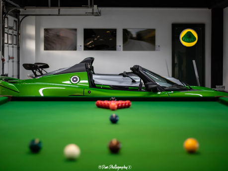 Showroom Lotus - Arnold Kontz Group