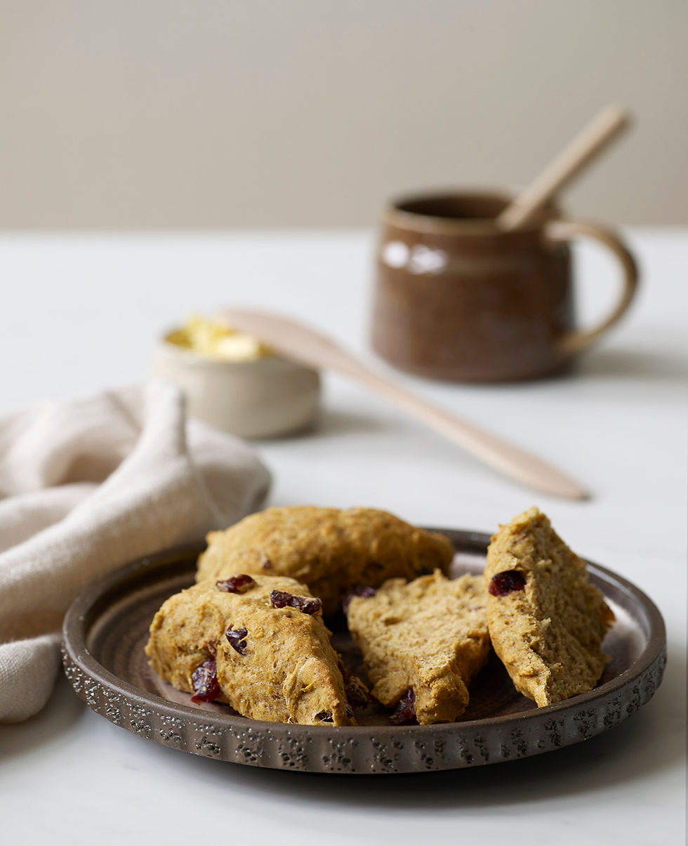 Scones med gresskarpuré