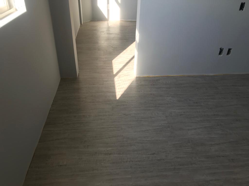 Piso de PVC - Carvalho Málaga — foto 4