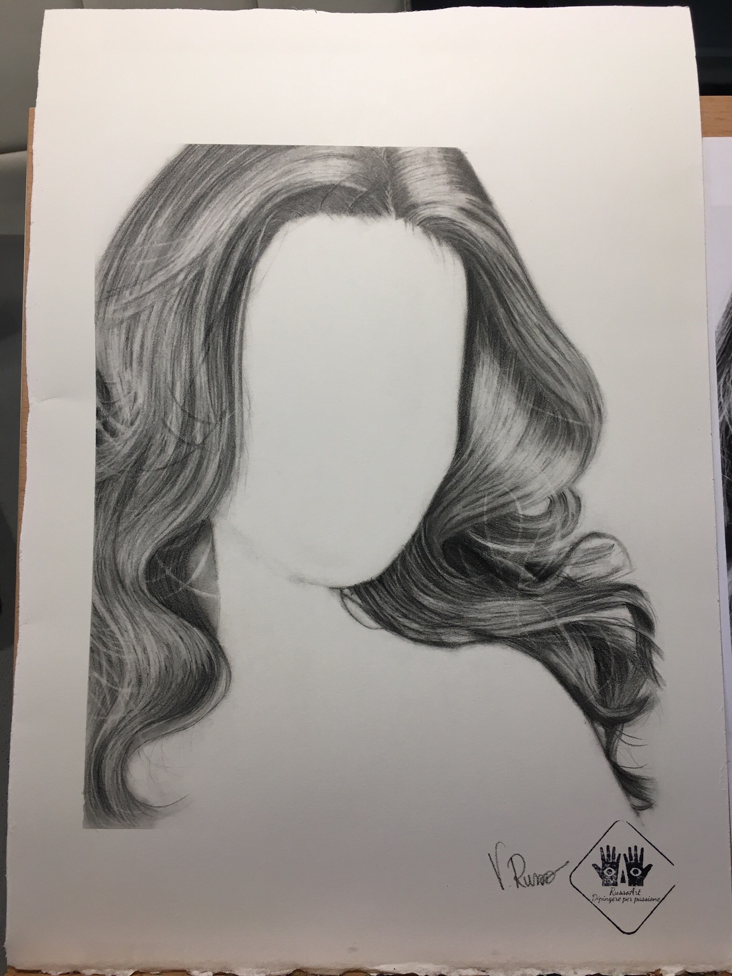 Capelli sciolti content media
