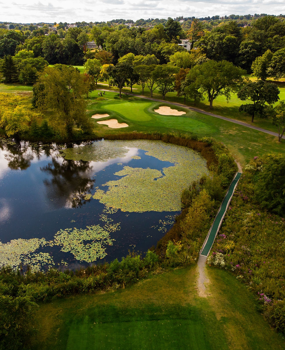 The par 3, 8th hole at Fresh Pond Golf Course in Cambridge, Massachusetts.