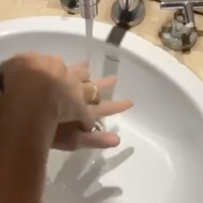 Tip número 2. CORRECTO LAVADO DE MANOS.
ATENCIÓN: ES LO MÁS IMPORTANTE DE TODAS LAS MEDIDAS 