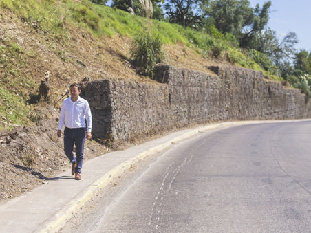 Realizaron trabajos de limpieza y desmalezamiento en la avenida 6 de Julio