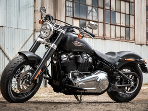 A fiel representante do segmento bobber no line-up da Harley-Davidson.