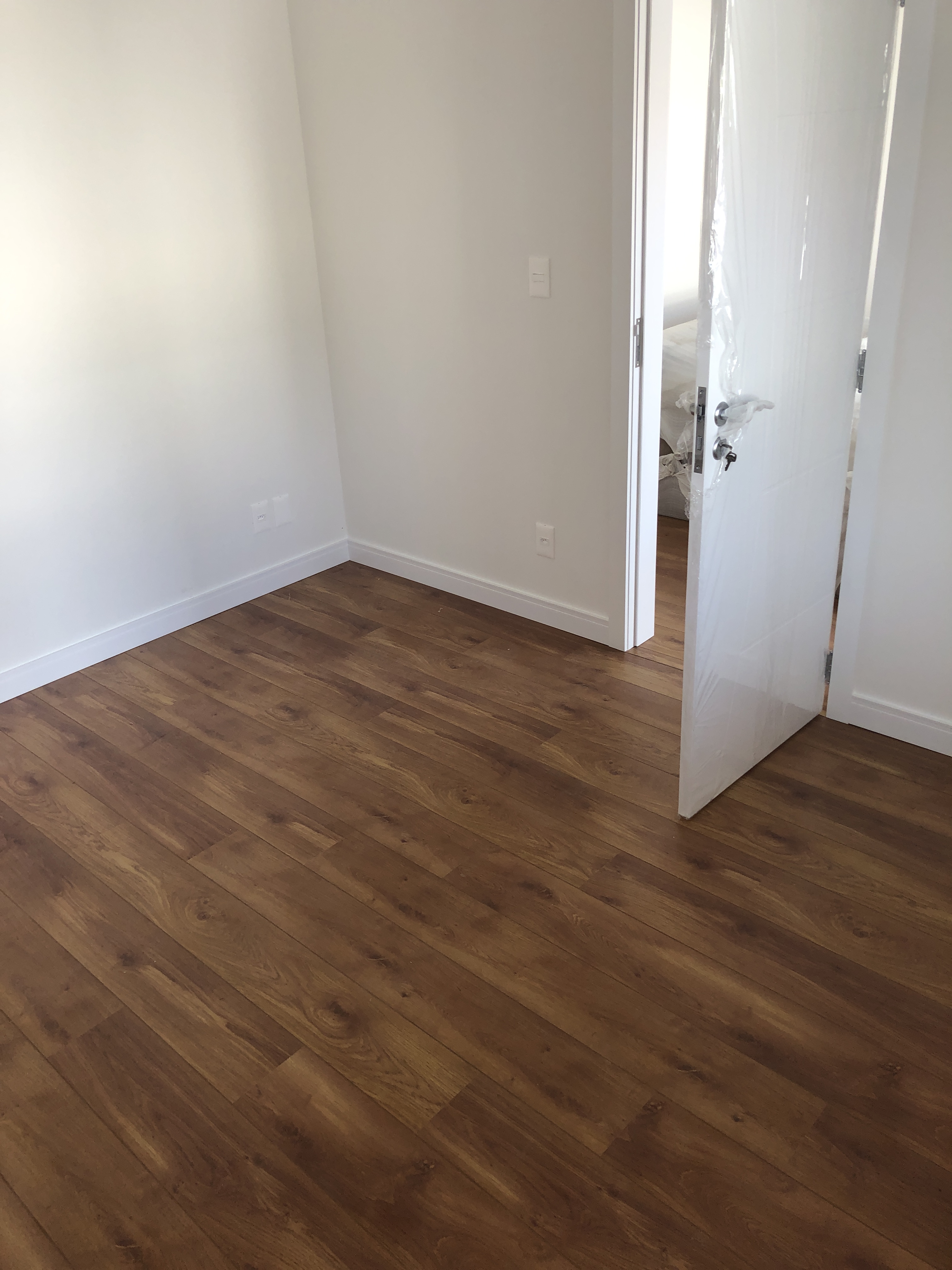 Piso laminado Carvalho Malta