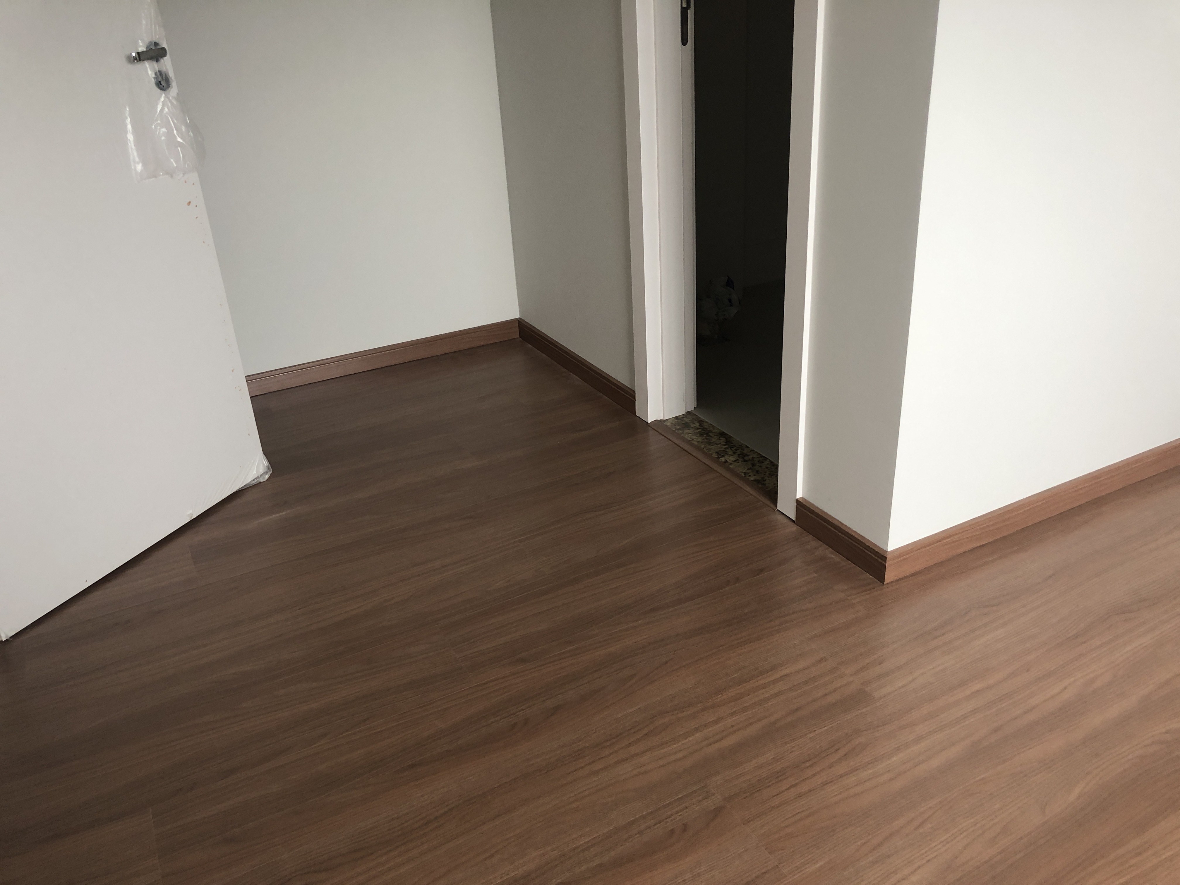 Piso laminado Italian Noce — foto 3