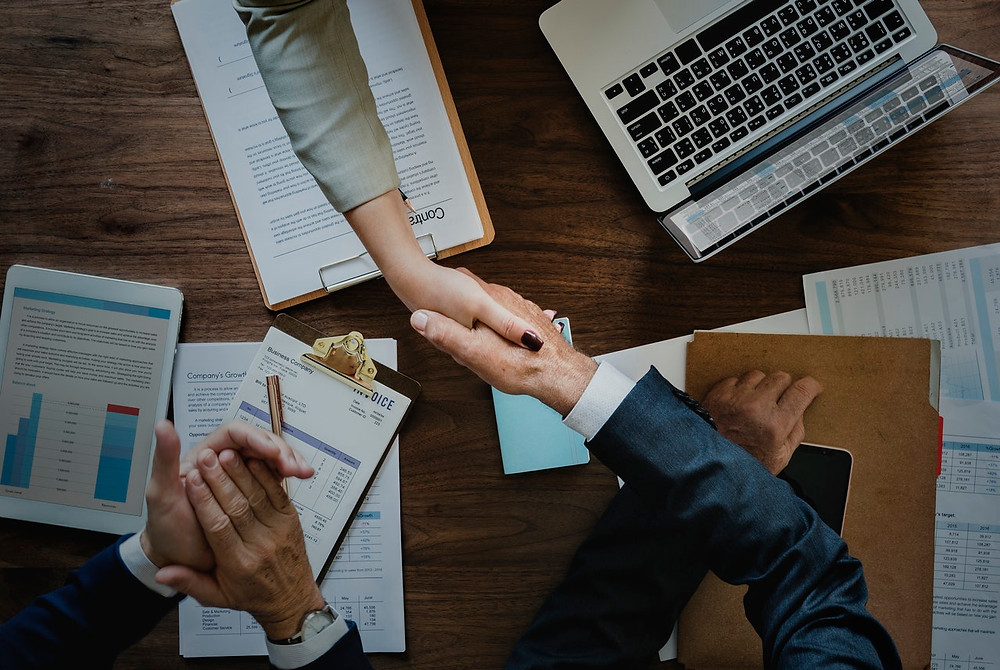 É nos momentos de dificuldade que o trabalho em equipe deve ser mais desenvolvido e valorizado.