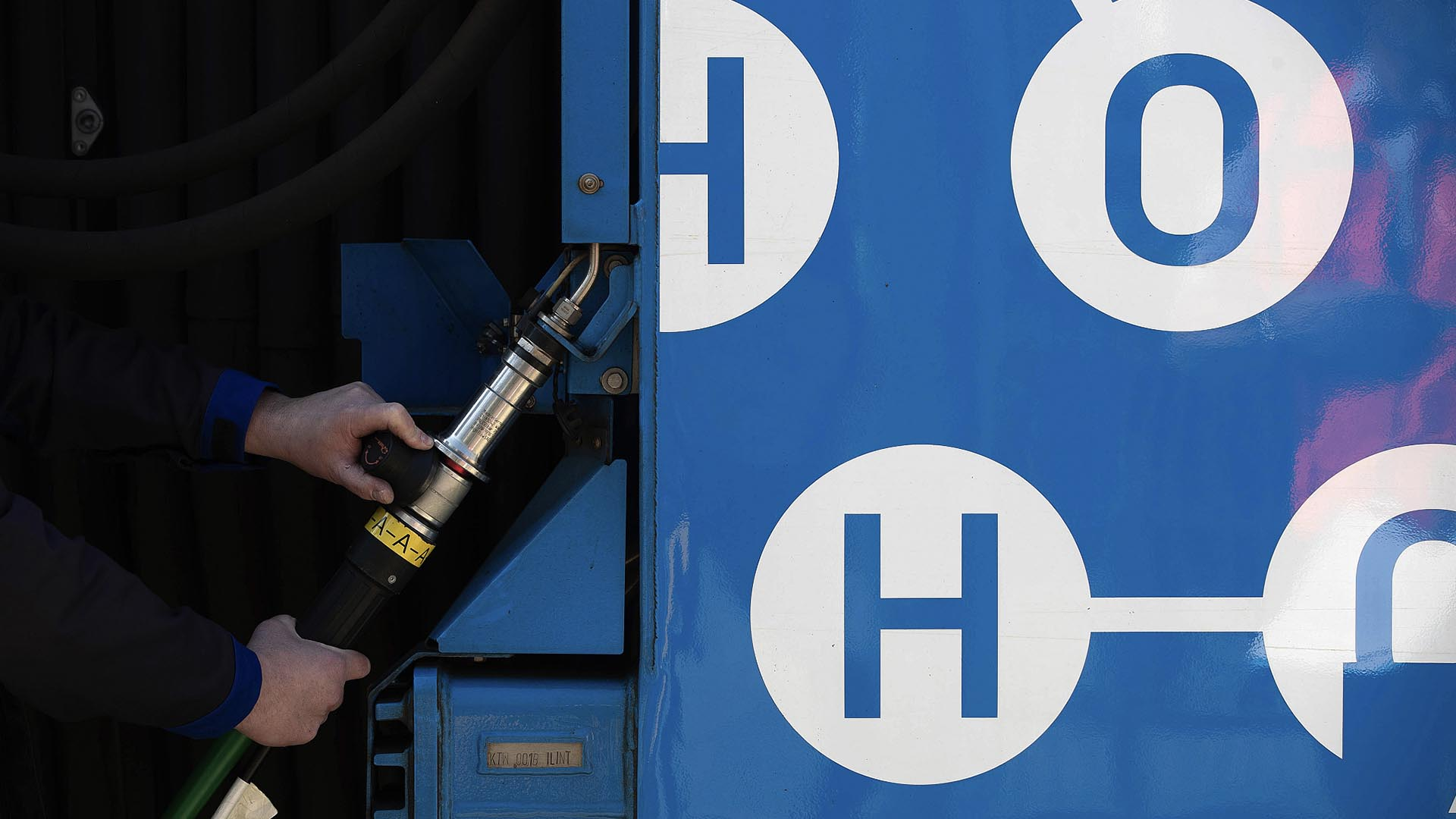 World's largest solar company taps hydrogen sector content media