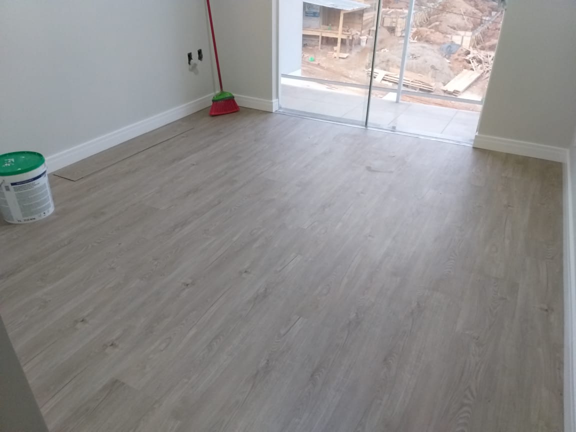 Piso vinílico Oak
 — foto 2