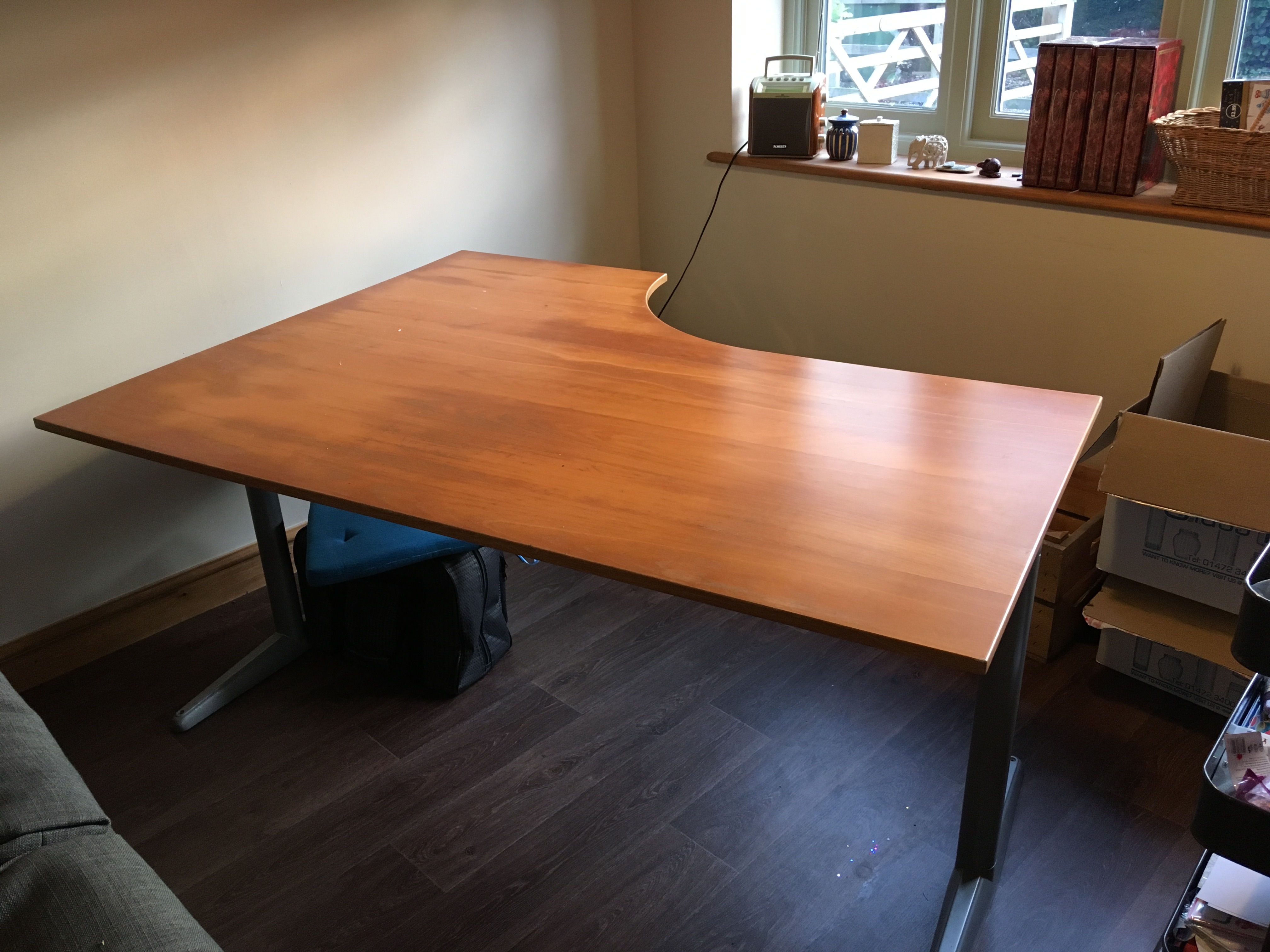 Desk content media