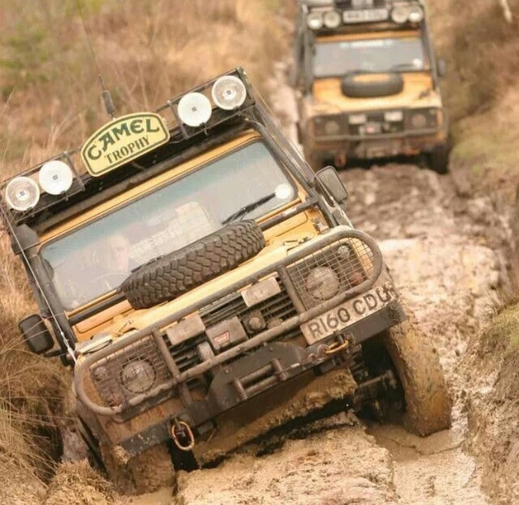 Camel Trophy Defender