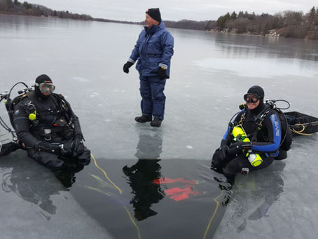 1/13/2019 - Ice Diving on Lake Beulah