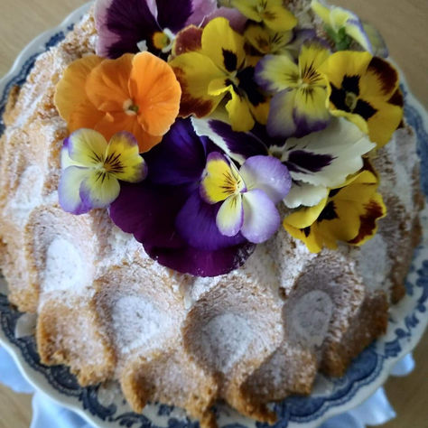 Bolo de Côco ~ Coconut Cake