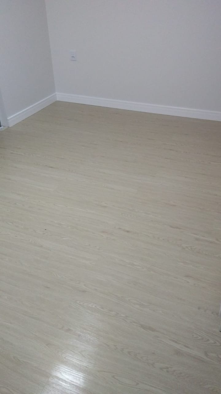 Piso de PVC Canela — foto 4