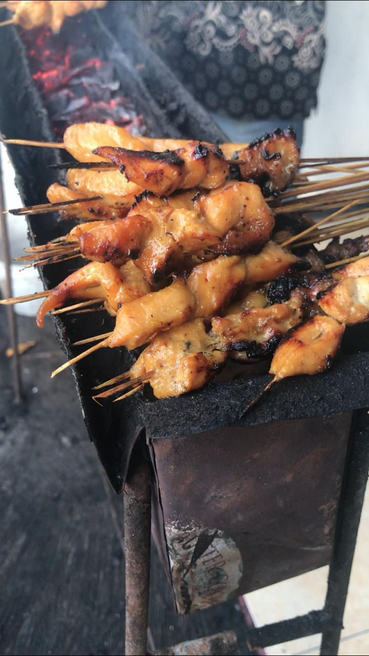 Sate Ambal, Kuliner Sate Khas Kebumen dengan Kuah Tempe