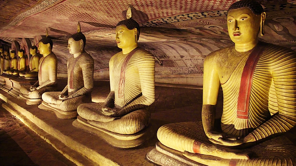 Bouddhas grottes de Dambulla au Sri Lanka