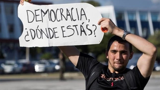 Se robaron la democracia