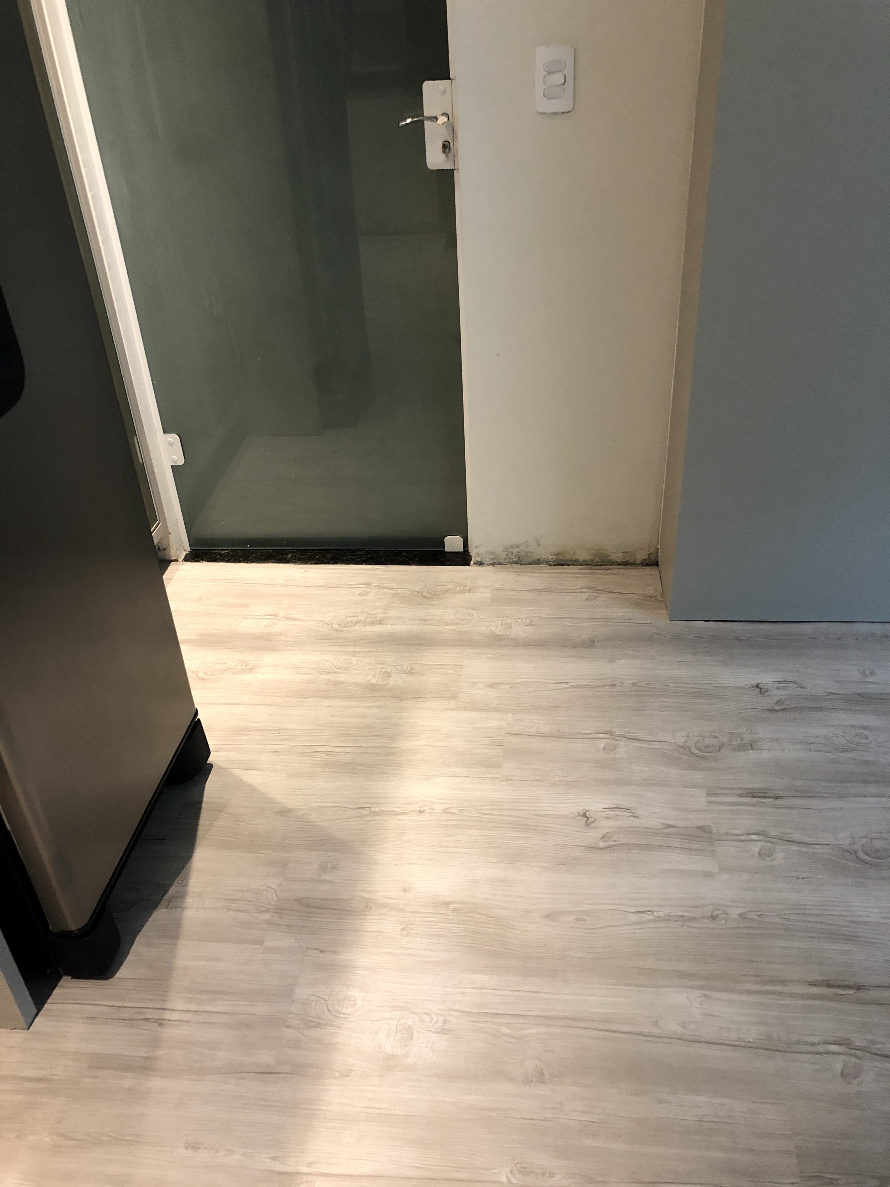 Piso de PVC Pátina Nevoa — foto 2