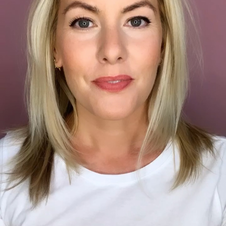 QUICK PICK-ME-UP MAKEUP