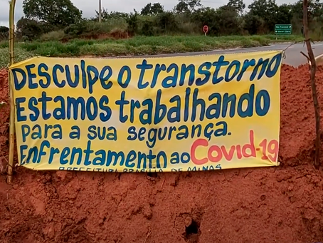Coronavírus: Interdição total de via pública gera reclamação de moradores em Brasília de Minas