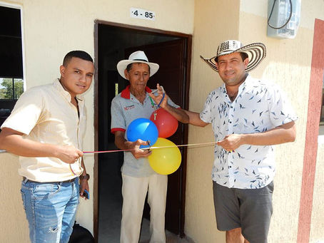 Entrega 64 viviendas a los damnificados de Tenerife