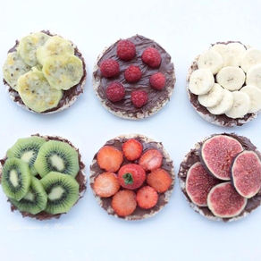 Galettes de riz au Nutella et fruits frais