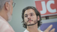 Túlio Gadêlha entrou com representação contra Alexandre Frota por comentário sobre Pernambuco