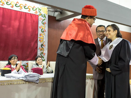 Conoce a Sophia Delgado, la joven invidente piurana que se graduó en Derecho
