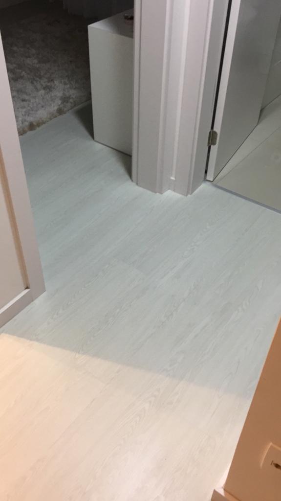 Piso de PVC Crema White — foto 3