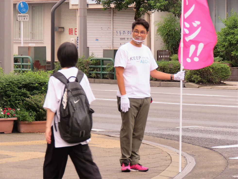 やすおか宏武　上本町交差点辻立ち、ゴミ拾い