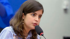 Tábata Amaral reforça ideia estadunidense de que Guaidó é presidente da Venezuela
