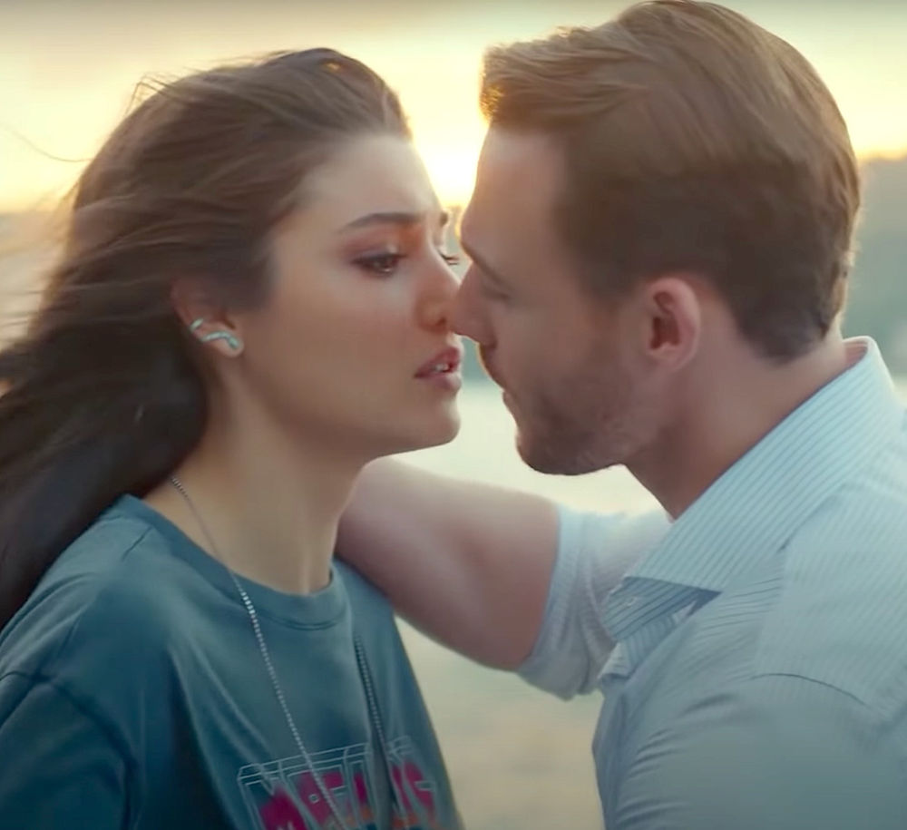 Sen Cal Kapimi Episode Guide