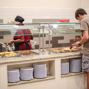 SU needs new food options