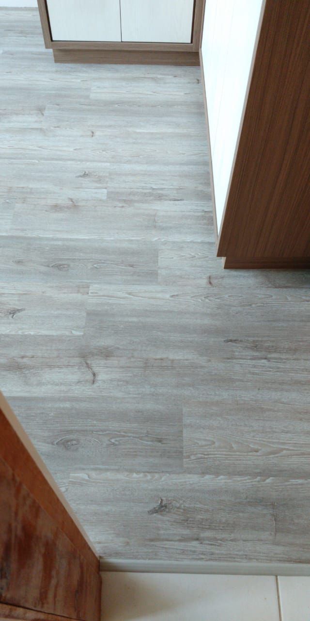 Piso de PVC - Carvalho Platino — foto 2