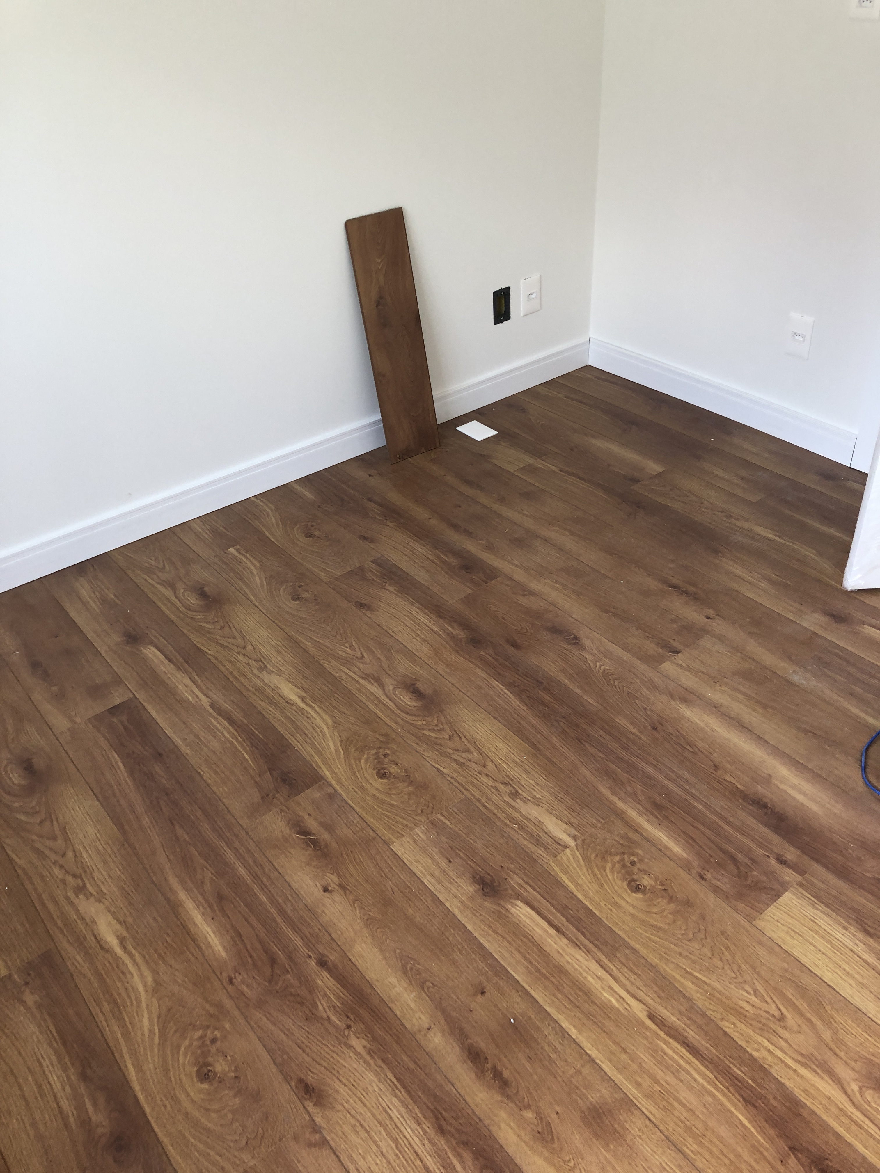 Piso laminado Carvalho Malta — foto 4