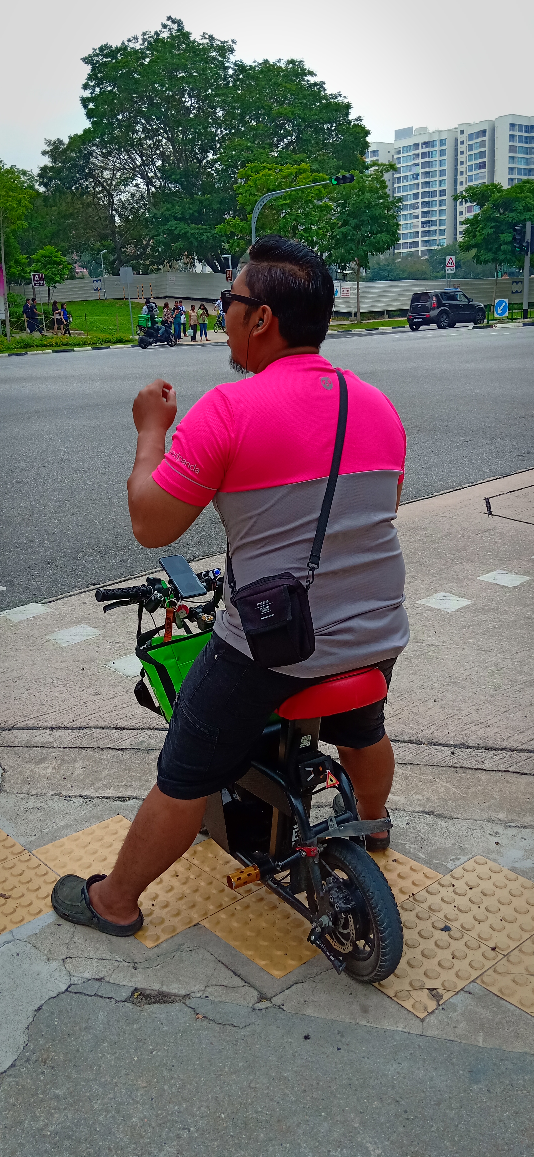 PMD ban on footpaths: motherfuckers caught flouting the law content media