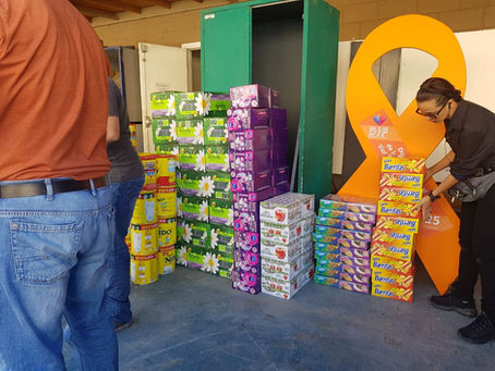 EMPRESARIOS HONDUREÑOS Y MEXICANOS DONAN VÍVERES PARA MIGRANTES EN TIJUANA.