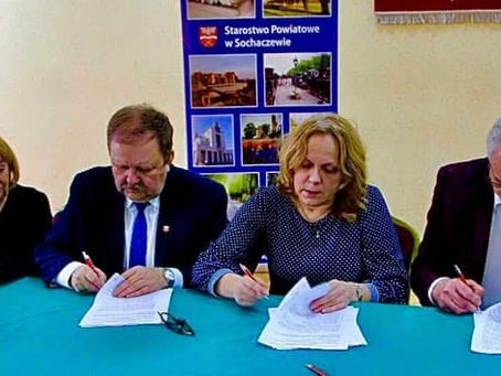 "Chopin" buduje boisko