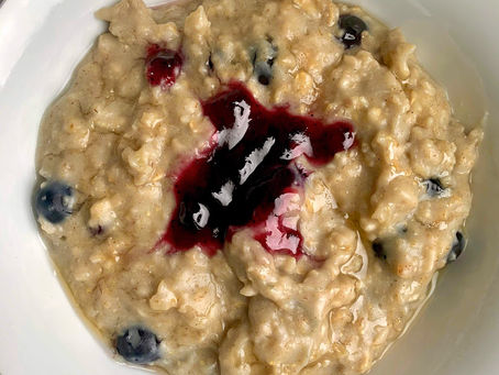 Blueberry Muffin Batter Porridge (Dessert Porridge Series)