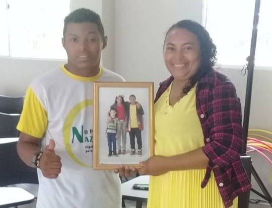 Projeto Portrait resgata a autoestima de crianças , adolescentes e suas famílias
