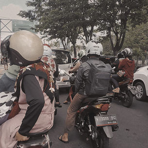 Komuter: Penyebab Ketimpangan Pembangunan Antar Kota