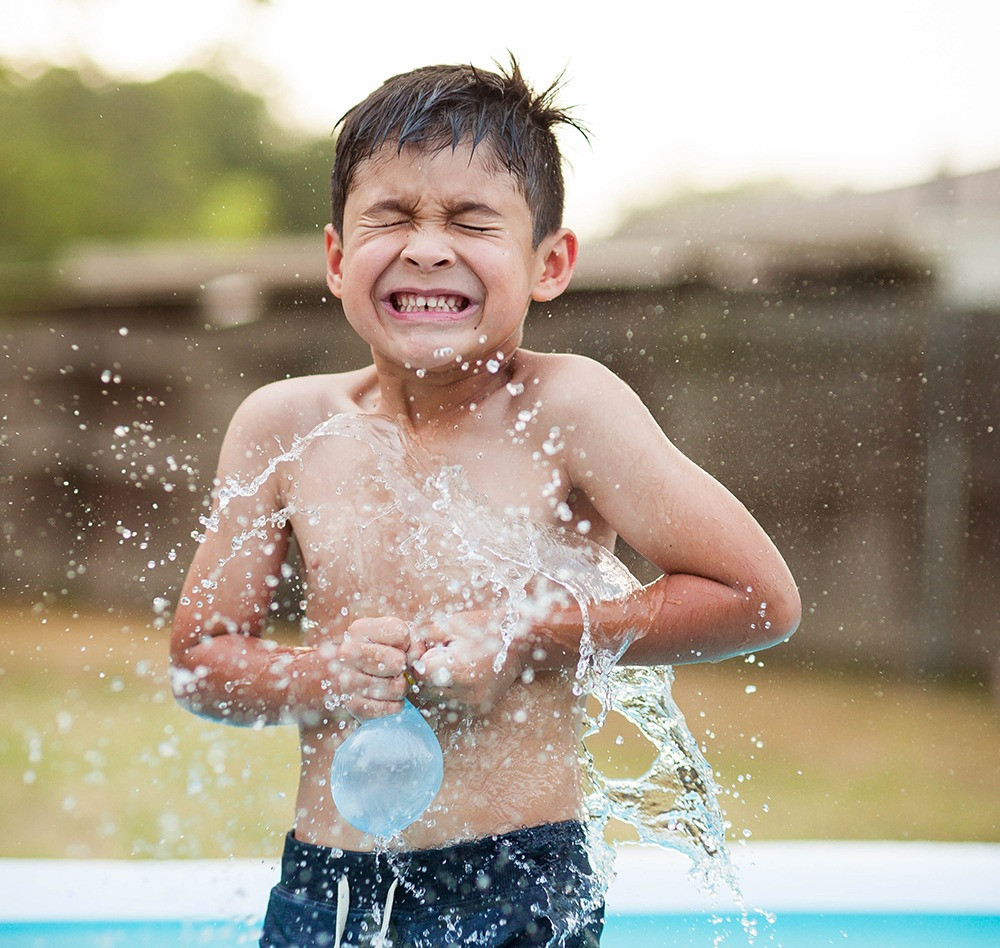 waterballon tijdbom zomerse buitenspelletjes voor kinderen