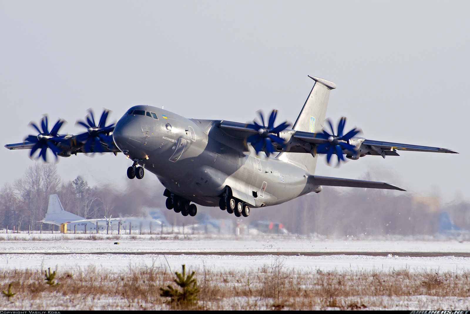 Antonov An-70 : ของดีที่โดนเท content media