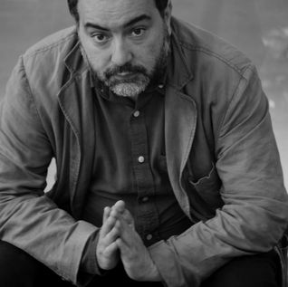 Entrevista a Rafael Gumucio: “Esta es la época moralmente más cobarde de todas”